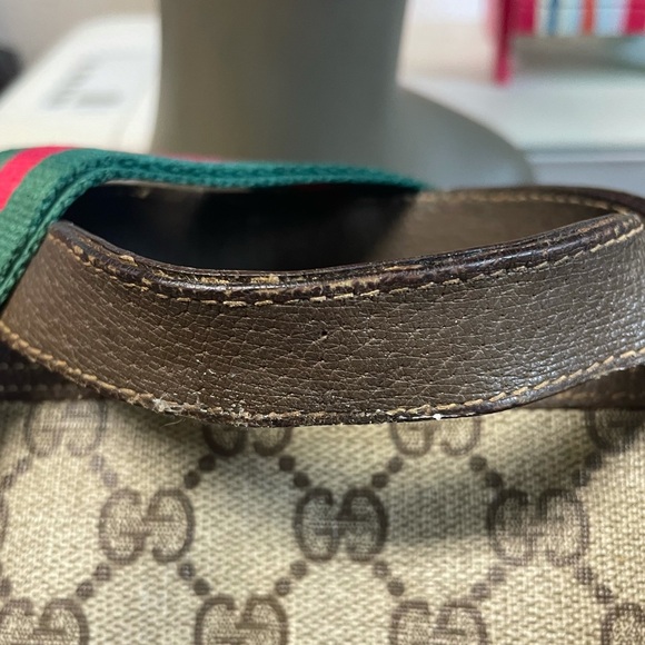Authentic Vintage Gucci Bag - Picture 12 of 15